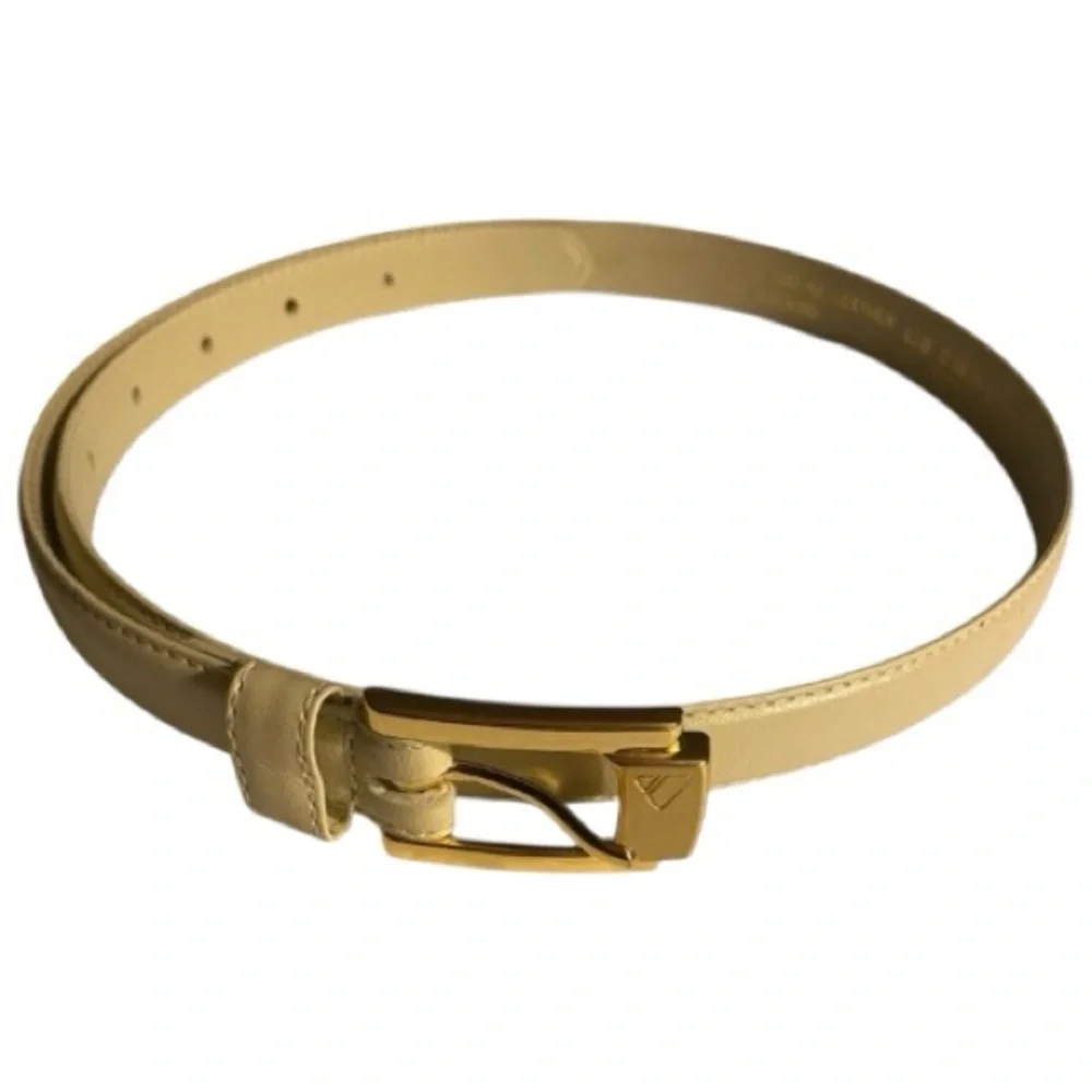 Liz Claiborne belt, Full grain Semi Aniline, Leather, Sz M,Closet staple,Neutral